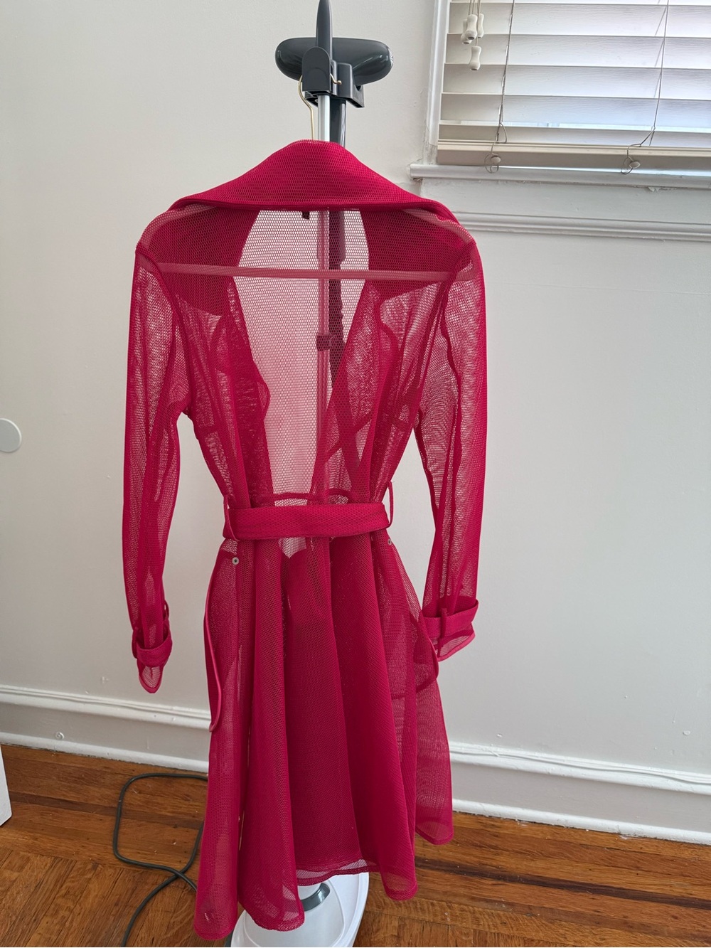 Sheer Mesh Wrap - Pink - Picture 5 of 6